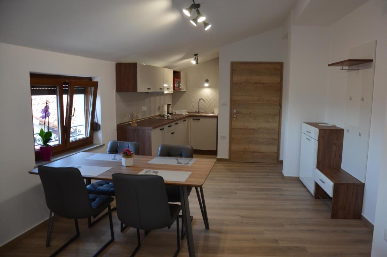 Apartmaji Tanto Malovse Crnice Exterior foto