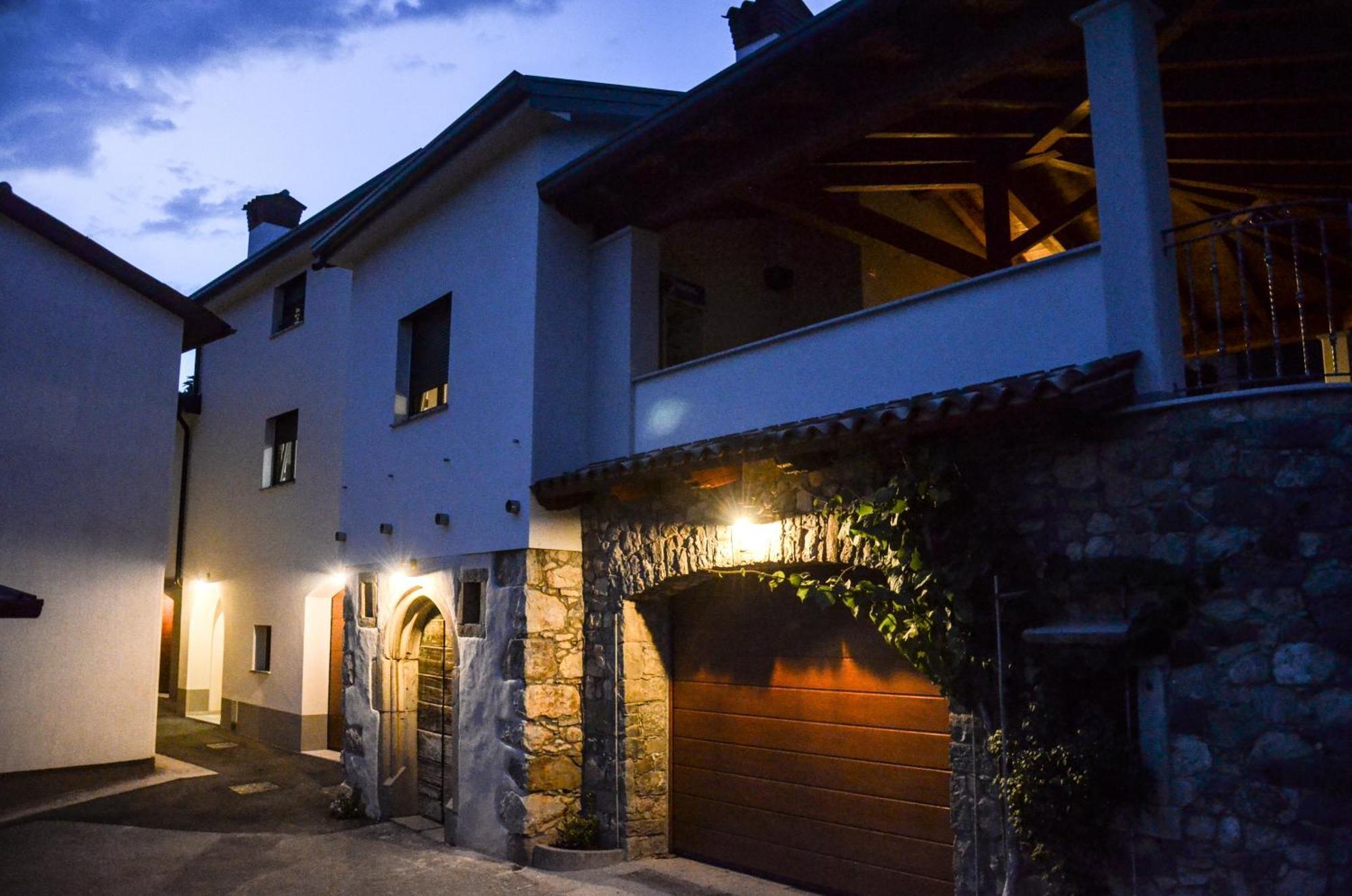 Apartmaji Tanto Malovse Crnice Exterior foto